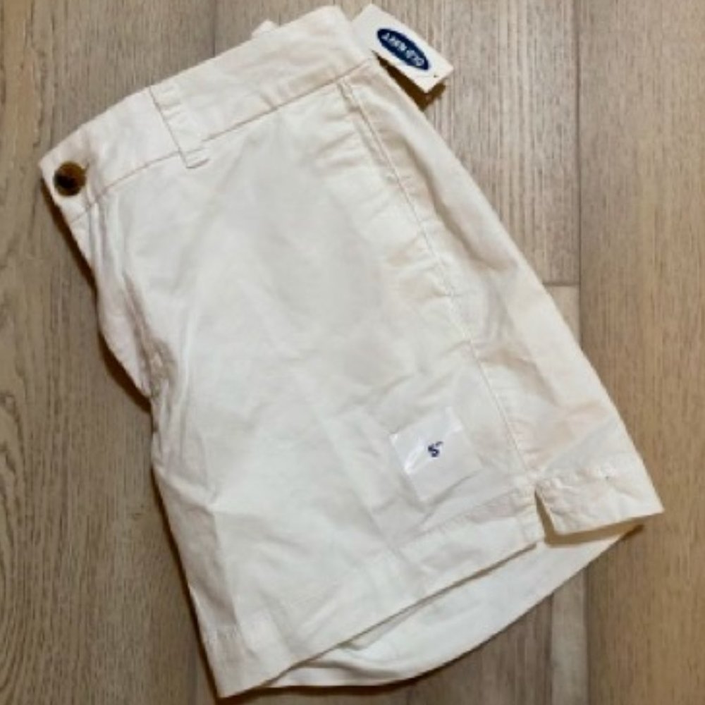 White Old Navy Summertime Shorts